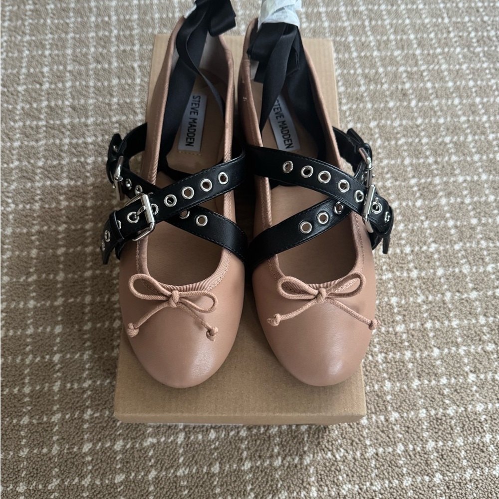 Steve Madden Blush Pink Ballet Flats with Black Grommet Straps